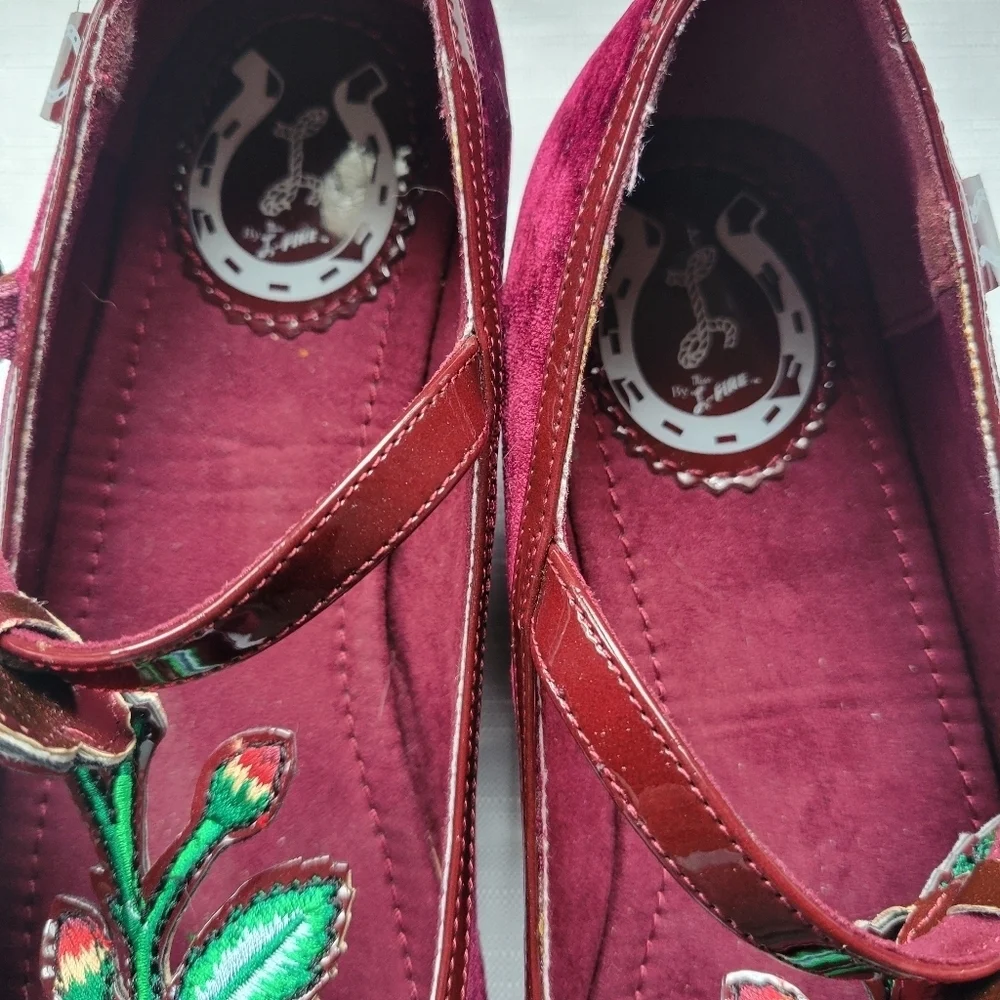 Miss L Fire Floral  Velvet Embroidered  Burgundy Mary Jane Shoes Size 6.5